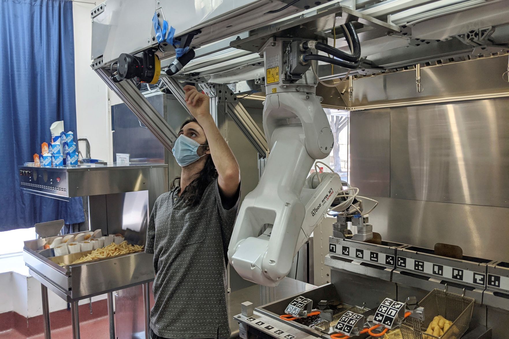 Demand for robot cooks rises as kitchens combat COVID-19